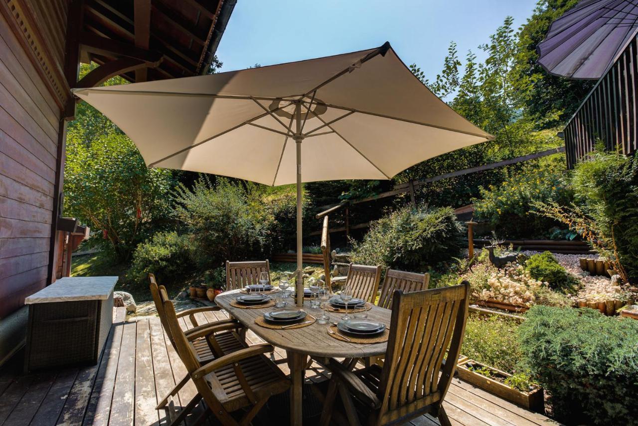 Chalet Blackbushe - Traditional Chalet - Alpes Travel - Sleeps 4-6 Les Houches Extérieur photo