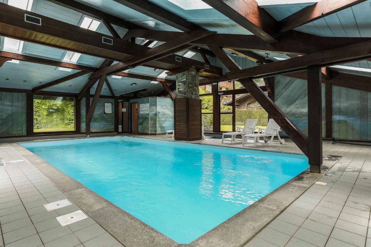 Chalet Blackbushe - Traditional Chalet - Alpes Travel - Sleeps 4-6 Les Houches Extérieur photo